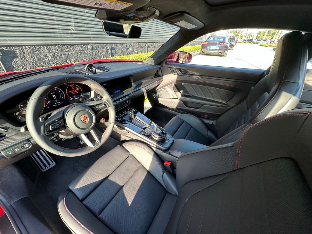 Thumbnail: 2026 Porsche 911 - 4