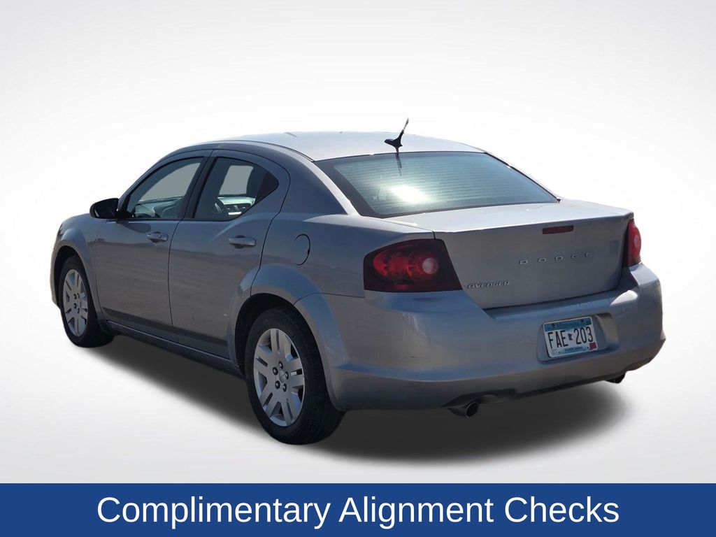 2013 Dodge Avenger SE V6