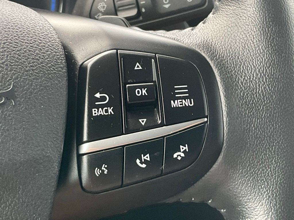 Used 2023 Silver Ford Badlands image 5