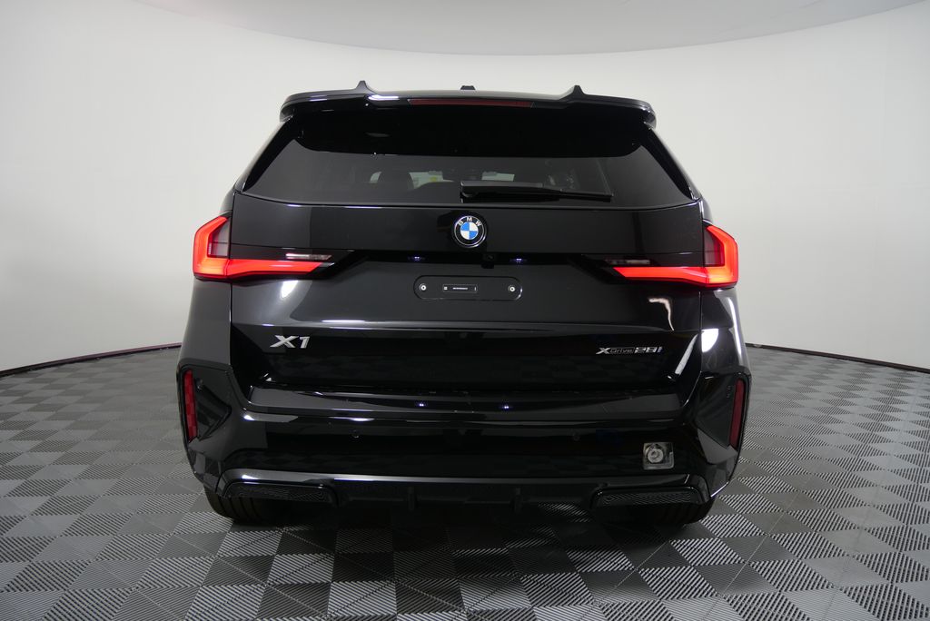 2025 BMW X1 xDrive28i 4