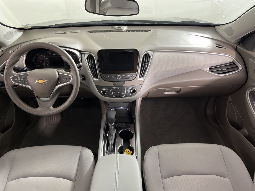 Thumbnail: 2025 Chevrolet Malibu - 17