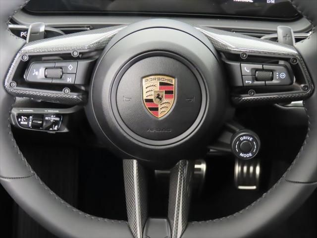 Thumbnail: 2025 Porsche  - 3