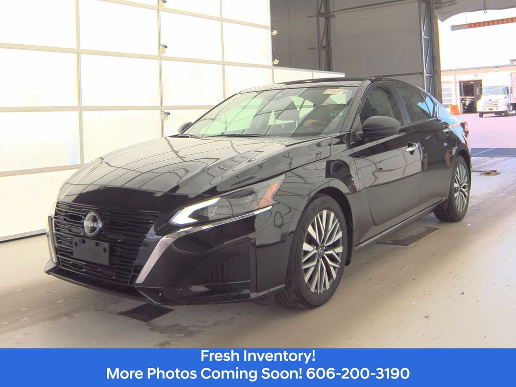 2024 Nissan Altima 2.5 SV FWD