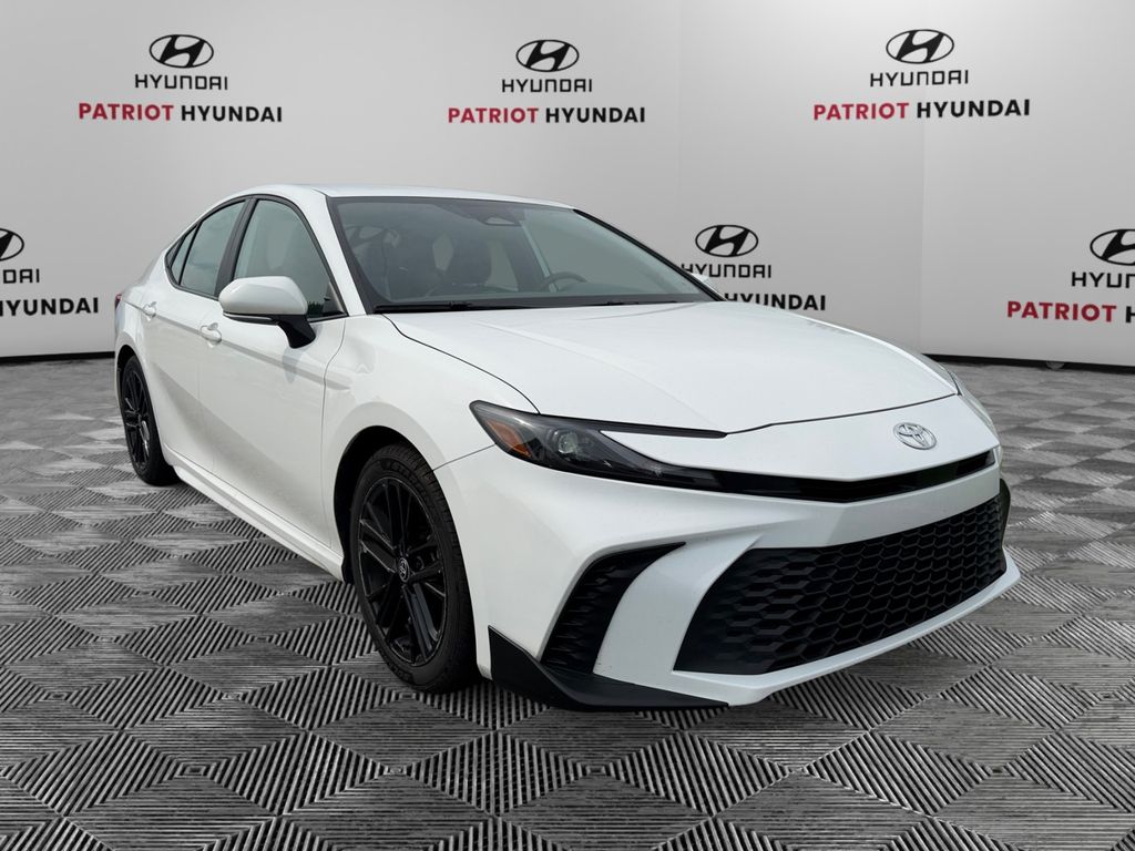 White 2025 Toyota Camry Sedan Front-Wheel Drive Continuously Variable Transmission