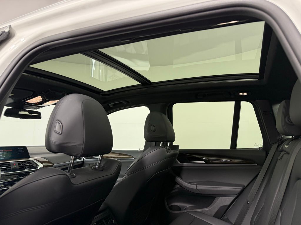 Thumbnail: 2020 BMW X3 - 24