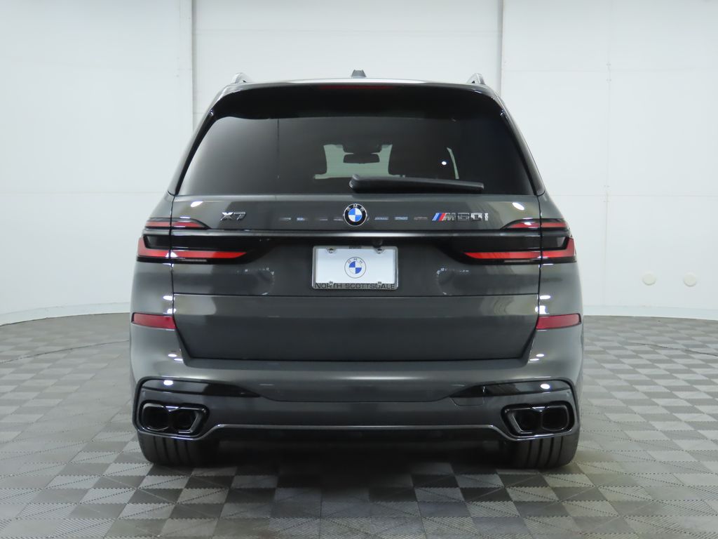 2025 BMW X7 M60i 6