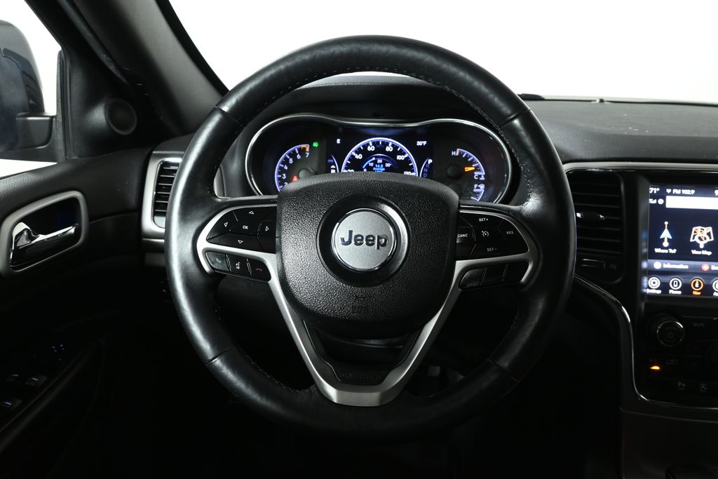 Thumbnail: 2018 Jeep Grand Cherokee - 16