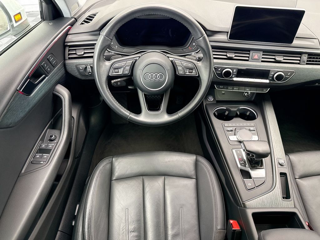 Thumbnail: 2018 Audi A4 - 10