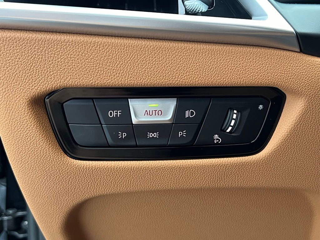 Thumbnail: 2026 BMW 3 Series - 20