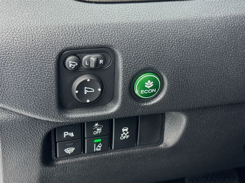 2025 Honda Passport TrailSport photo
