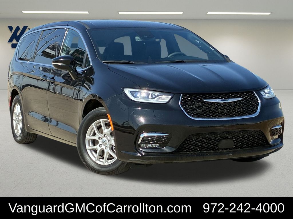 2025 Chrysler Pacifica Select FWD