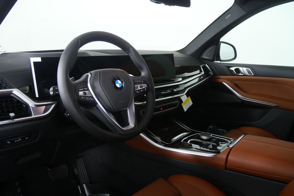 Thumbnail: 2026 BMW X5 - 13