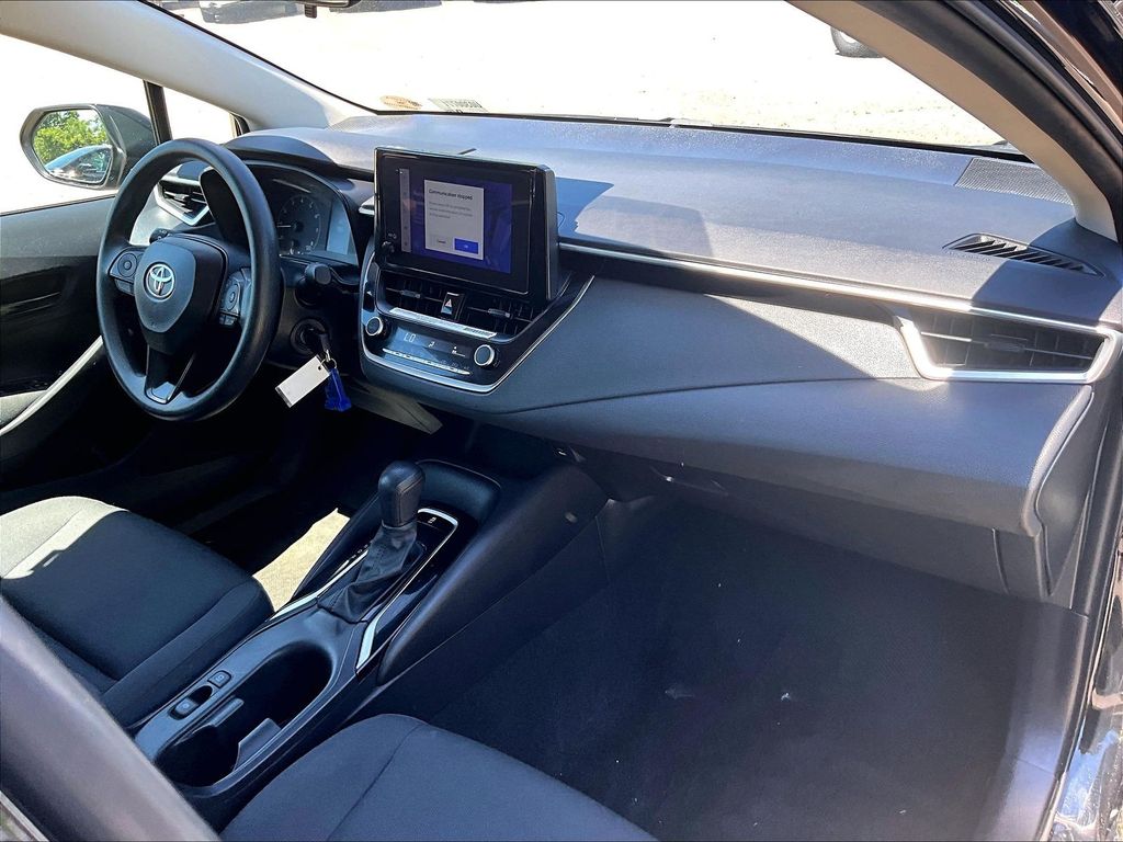 2024 Toyota Corolla — photo 14