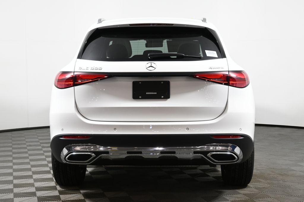 2025 Mercedes-Benz GLC 300 6