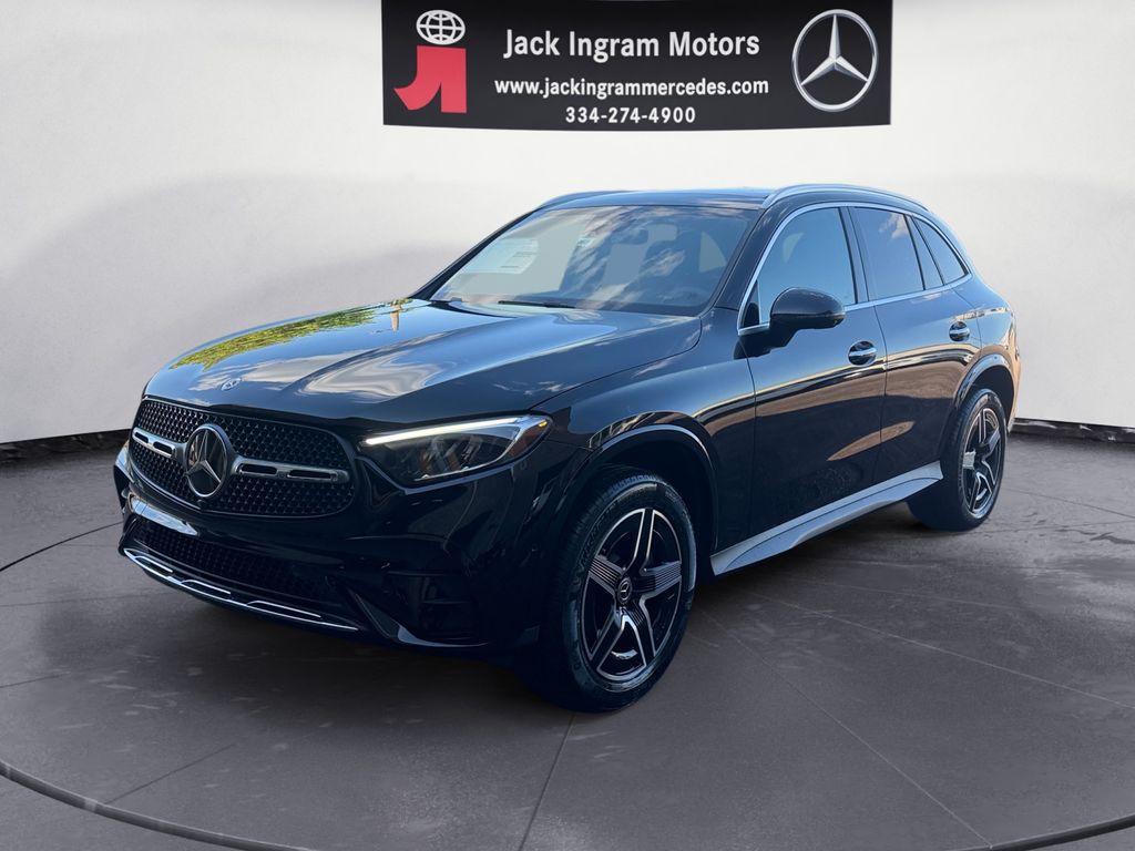 new 2026 Mercedes-Benz GLC car