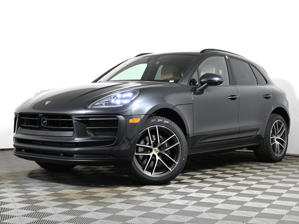 2024 Porsche Macan  -
                Warwick, RI