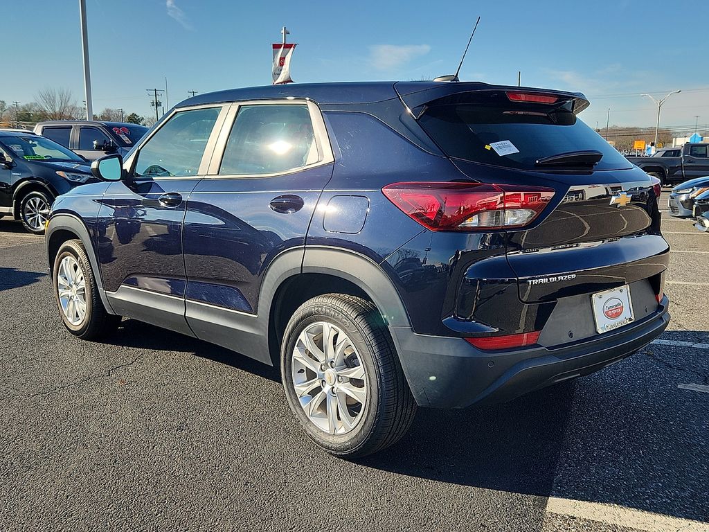 Thumbnail: 2021 Chevrolet TrailBlazer - 6