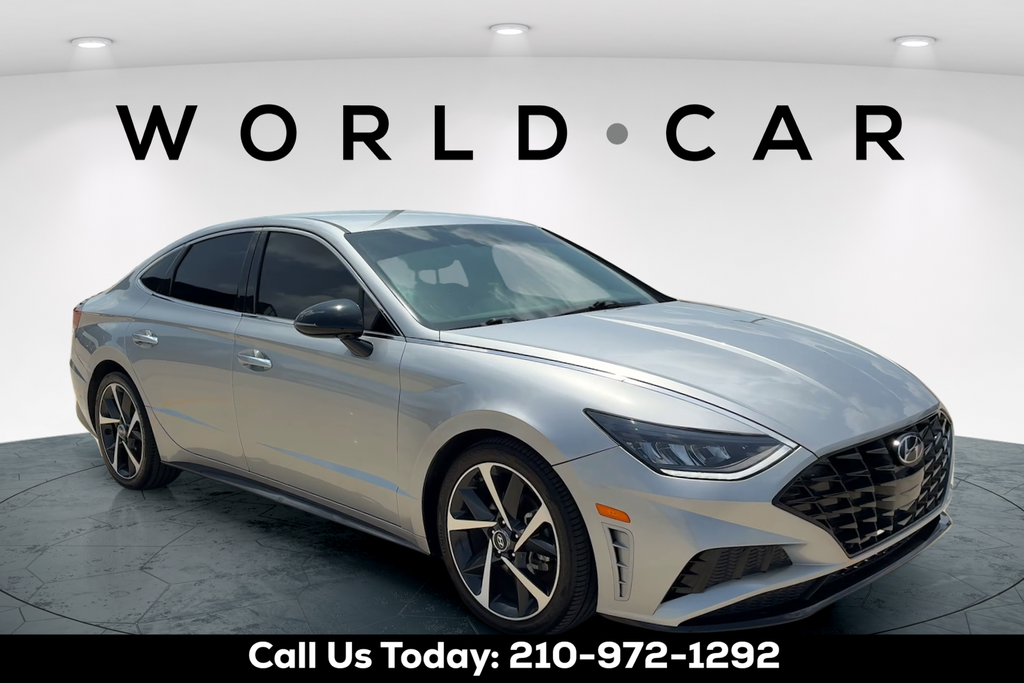 Shimmering Silver Pearl 2021 Hyundai Sonata Sedan Front-Wheel Drive 8-Speed Automatic Overdrive
