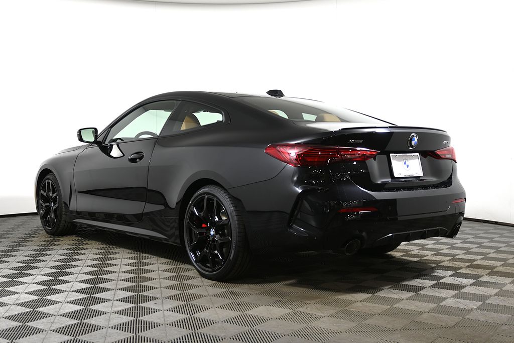 Thumbnail: 2026 BMW 4 Series - 5