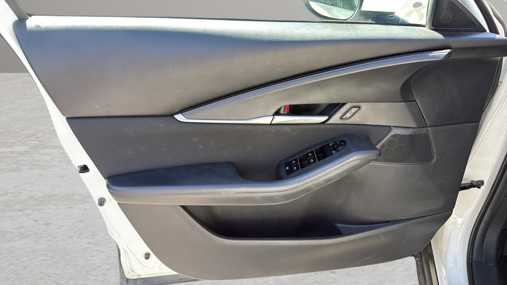 2024 Mazda CX-30 2.5 S White at Auto Express Mitsubishi