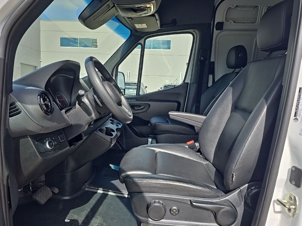 Used 2024 Mercedes-benz Sprinter 2500 Van