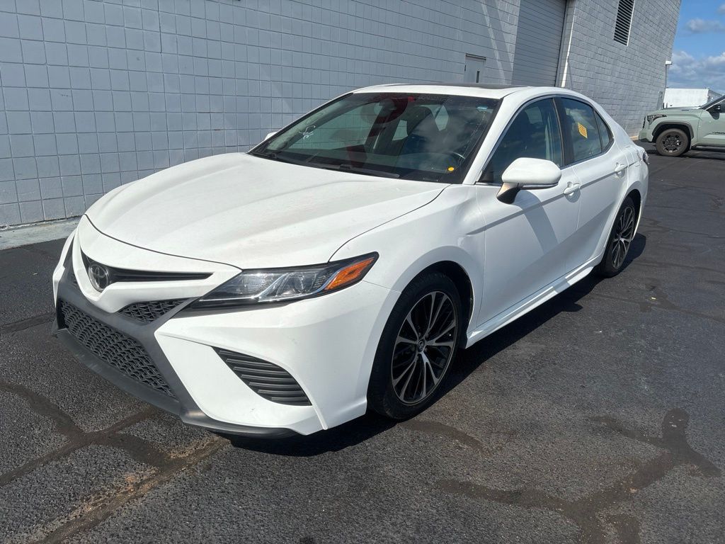 2018 Toyota Camry SE
