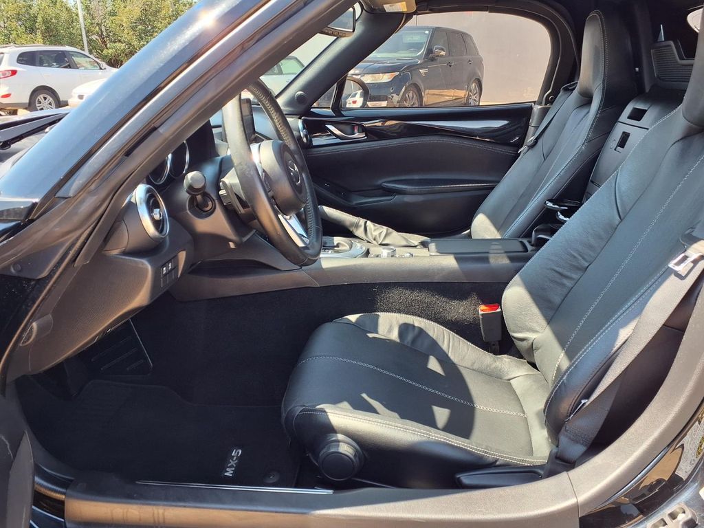 2023 Mazda MX-5 Miata Grand Touring - 9