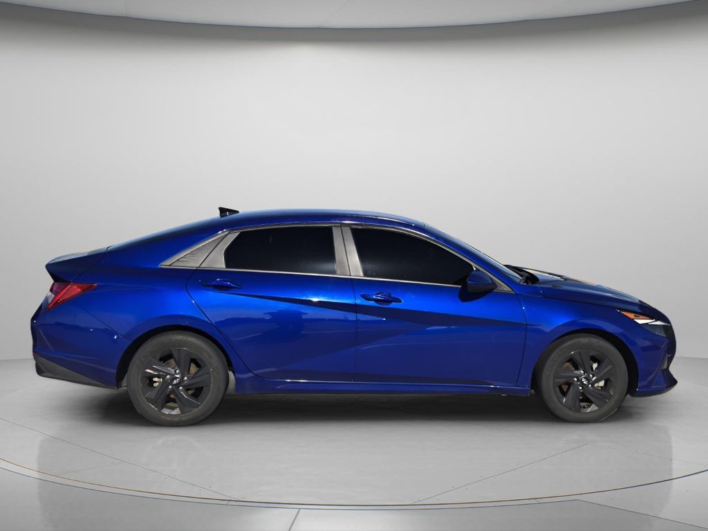 2023 Hyundai Elantra - $20,130