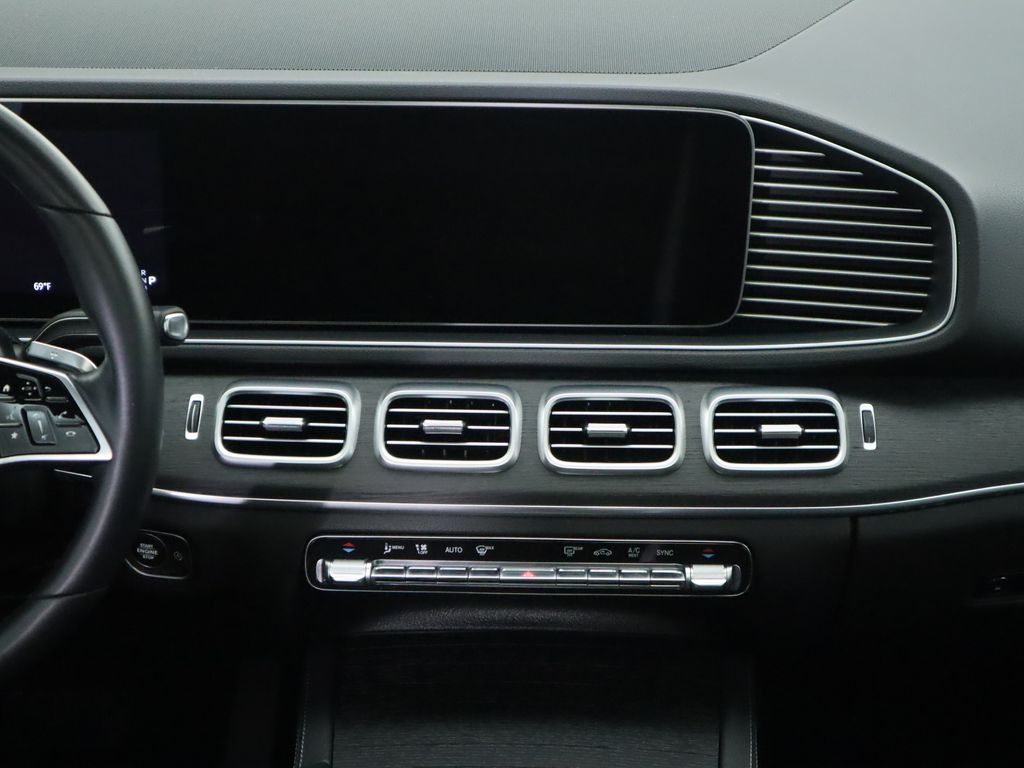 Thumbnail: 2025 Mercedes-Benz GLE - 14