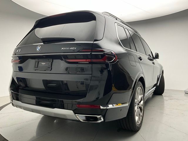 Thumbnail: 2023 BMW X7 - 2