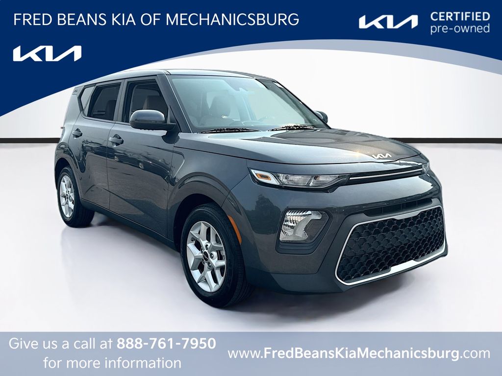 Gravity Gray 2022 Kia Soul SUV / Crossover Front-Wheel Drive Continuously Variable Transmission