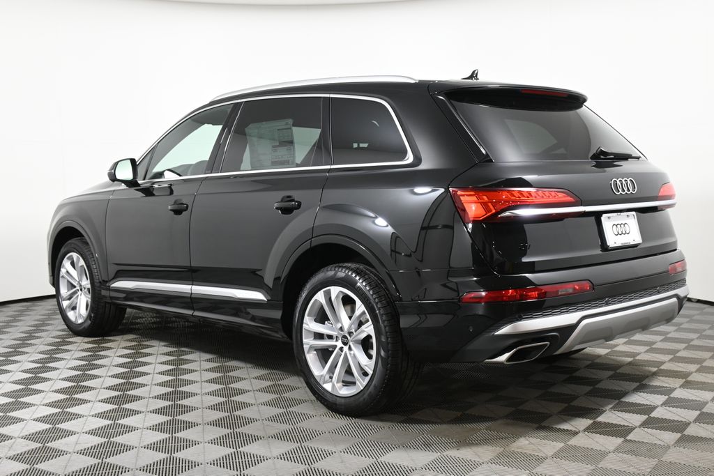 2025 Audi Q7  5