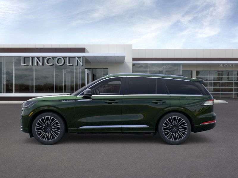 Thumbnail: 2026 Lincoln Aviator - 3