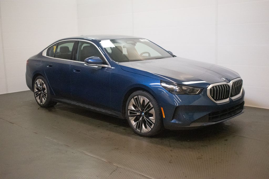 Phytonic Blue Metallic 2026 BMW 5 Series Sedan All-Wheel Drive 8-Speed Automatic