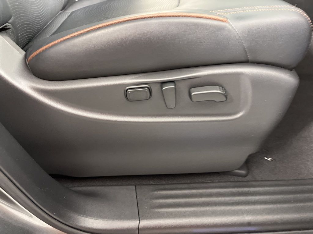 Thumbnail: 2017 Nissan Armada - 10