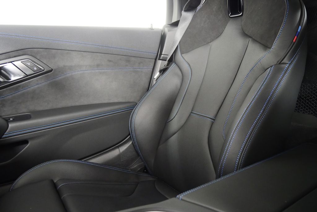 2025 BMW Z4 M40i 26