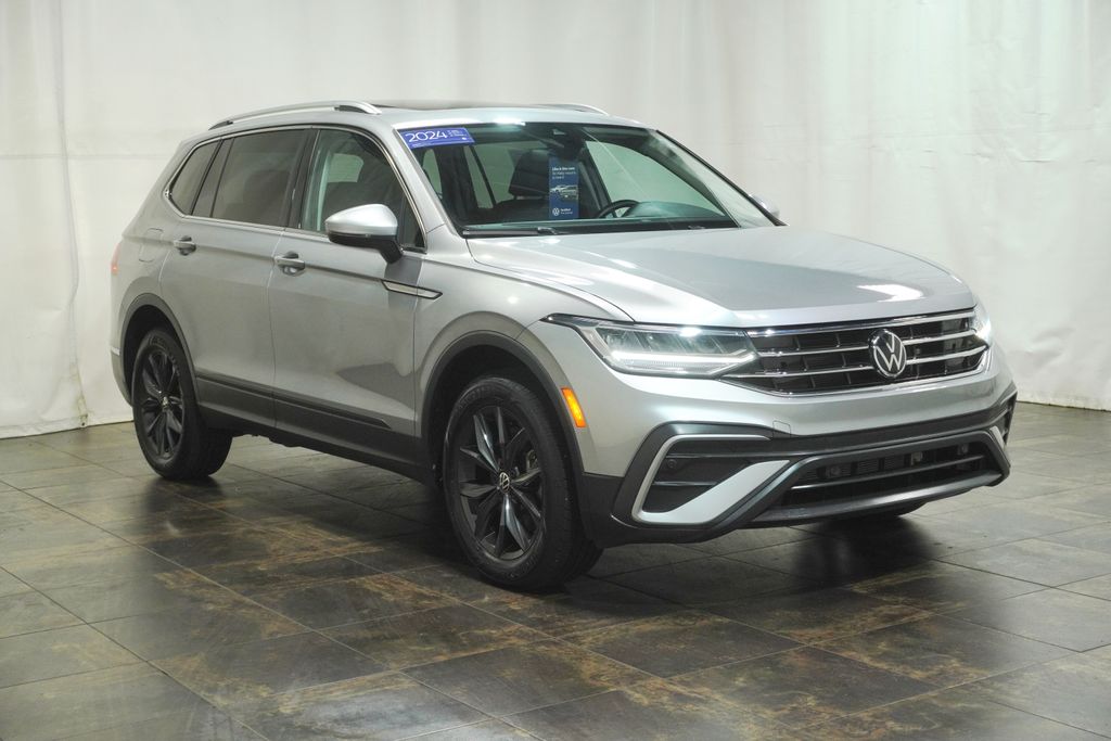 2024 Volkswagen Tiguan 2.0T SE