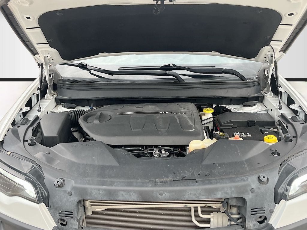 Used 2020 White Jeep Trailhawk image 29