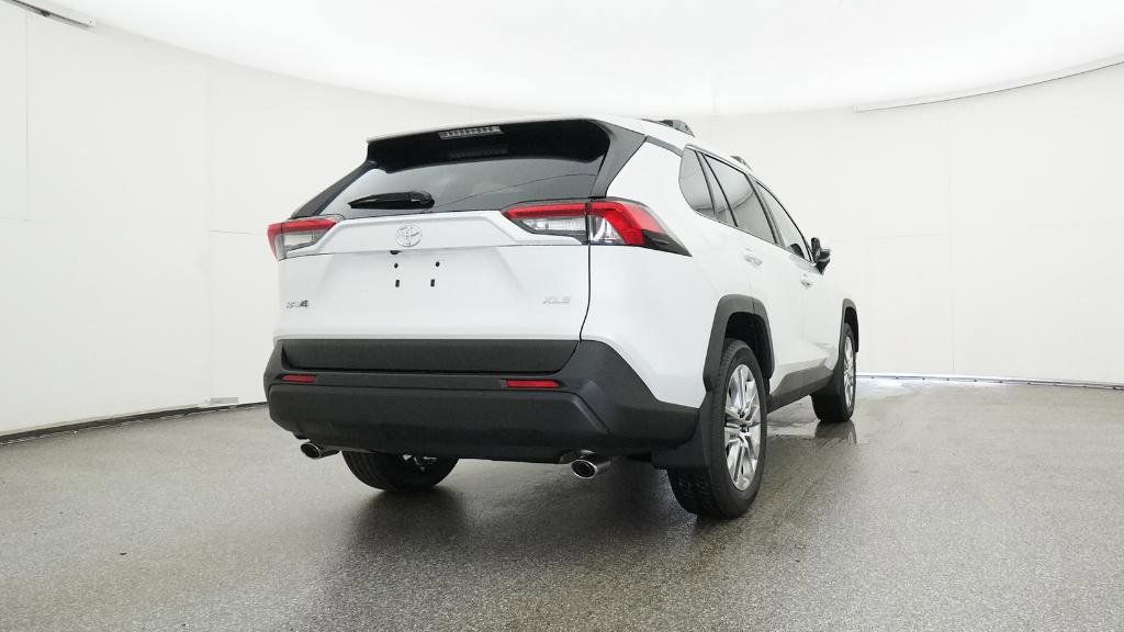 Thumbnail: 2025 Toyota RAV4 - 23