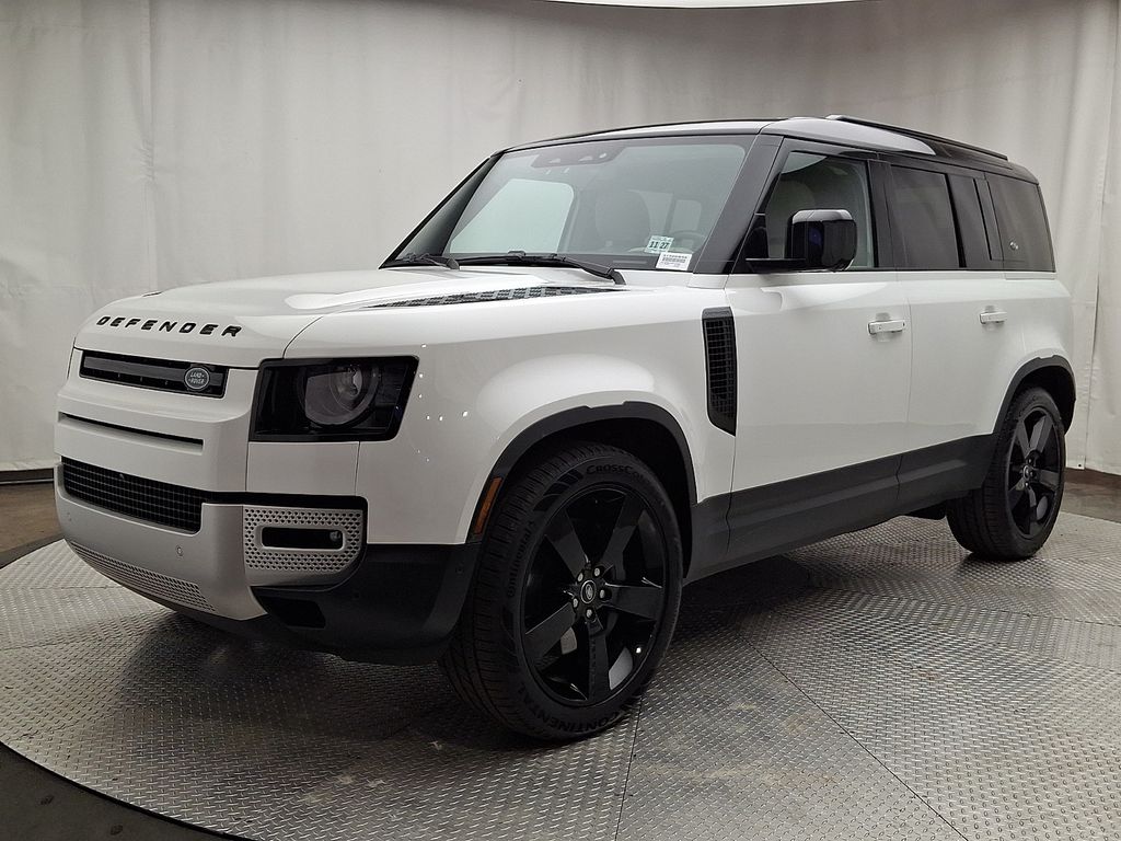 Fuji White 2023 Land Rover Defender 110 SE AWD SUV / Crossover All-Wheel Drive 8-Speed Automatic