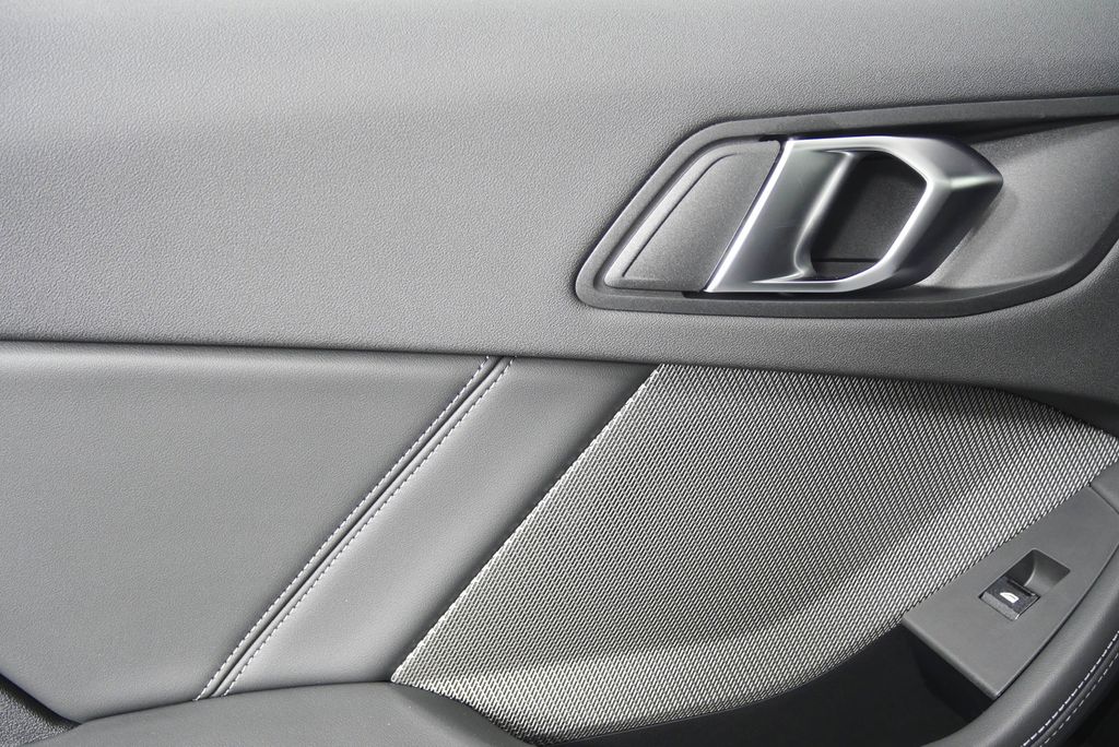 Thumbnail: 2026 BMW 2 Series - 14