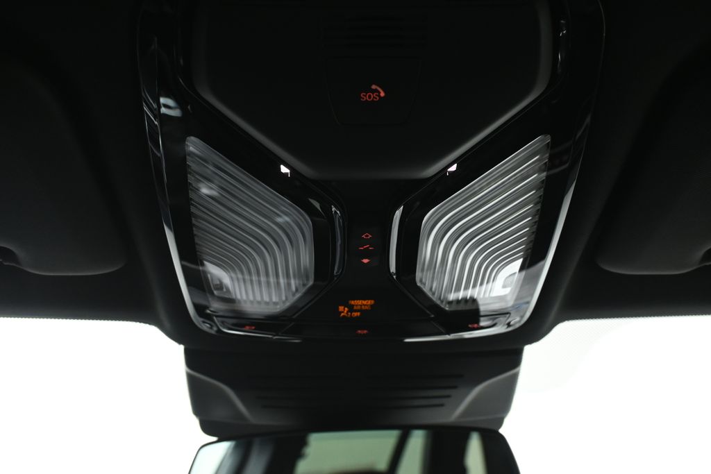 Thumbnail: 2026 BMW X5 - 21