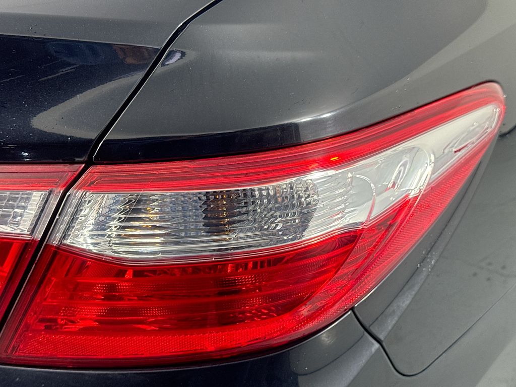 Used Car 2015 Toyota Camry  Le For Sale Under $10,000 In Austin, Texas