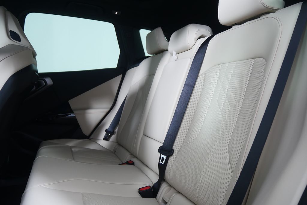 Thumbnail: 2026 BMW X3 - 16