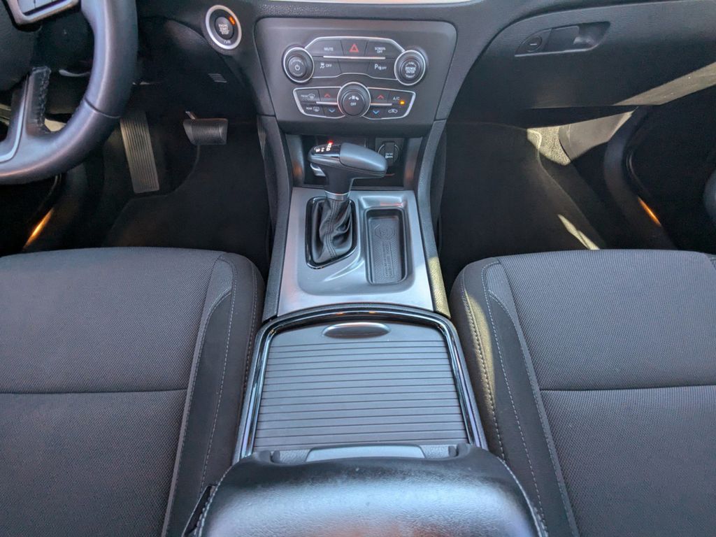 2021 Dodge Charger SXT RWD