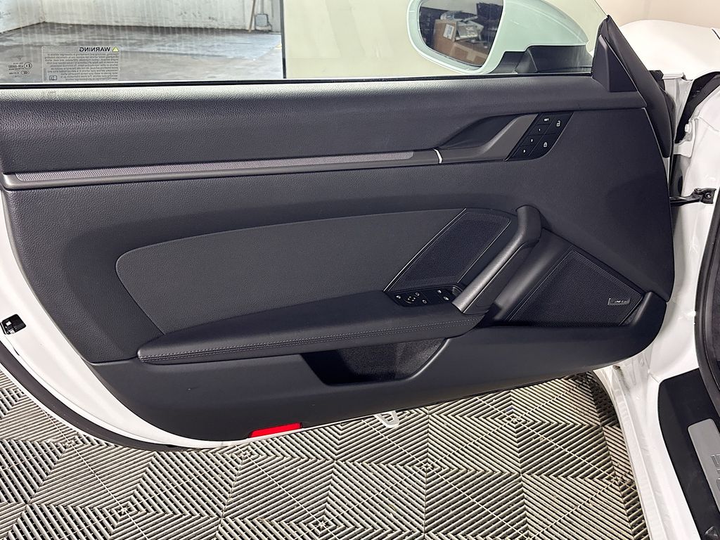 2024 Porsche 911 Carrera 4