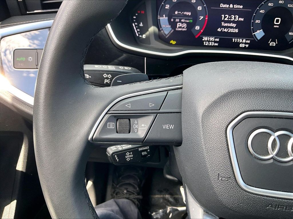 2025 Audi Q3 — photo 22