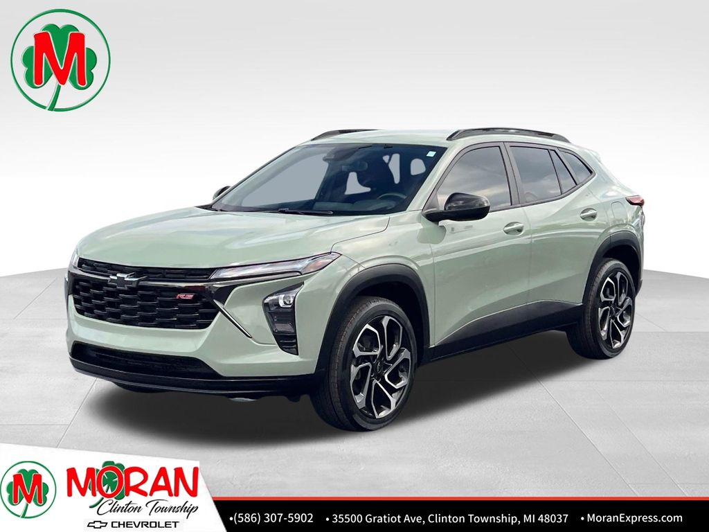 Green 2024 Chevrolet Trax RS with 2RS FWD SUV / Crossover Front-Wheel Drive 6-Speed Automatic