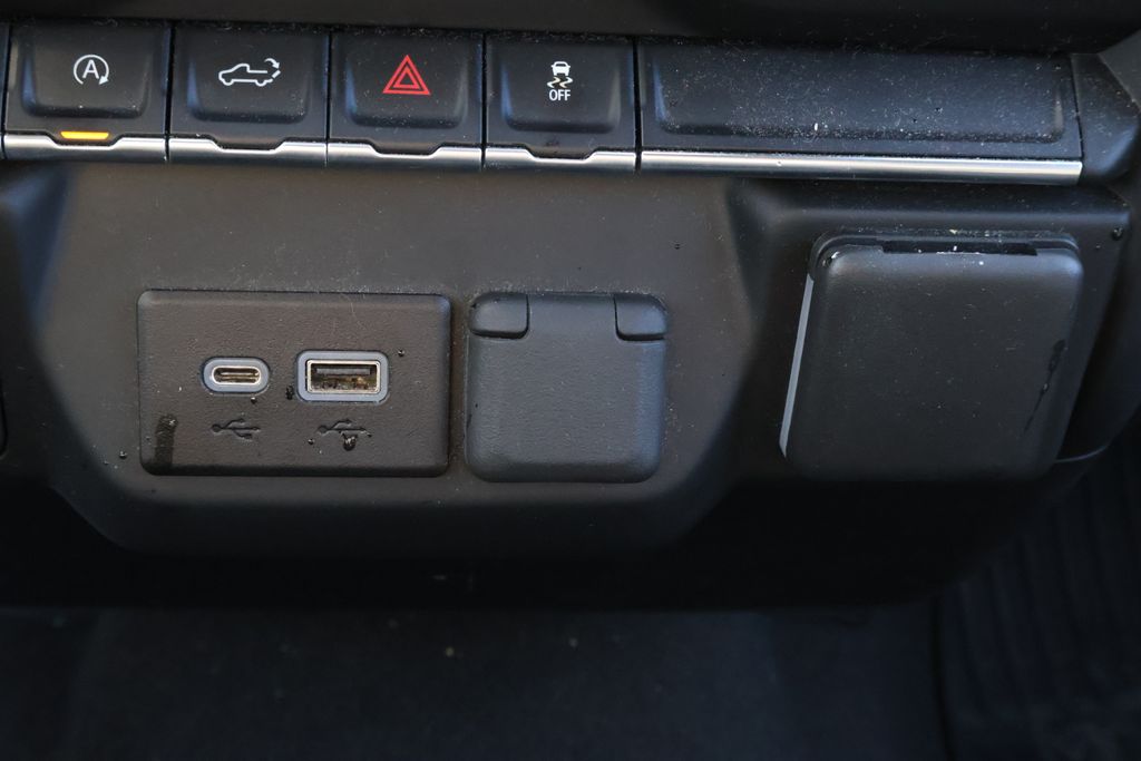 Thumbnail: 2022 Chevrolet Silverado 1500 - 27