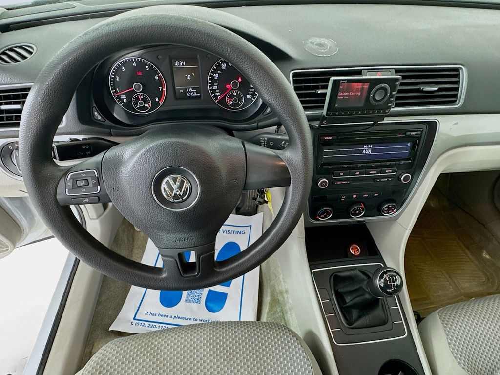 Used Car 2015 Volkswagen Passat  1.8t S For Sale Under $10,000 In Austin, Texas